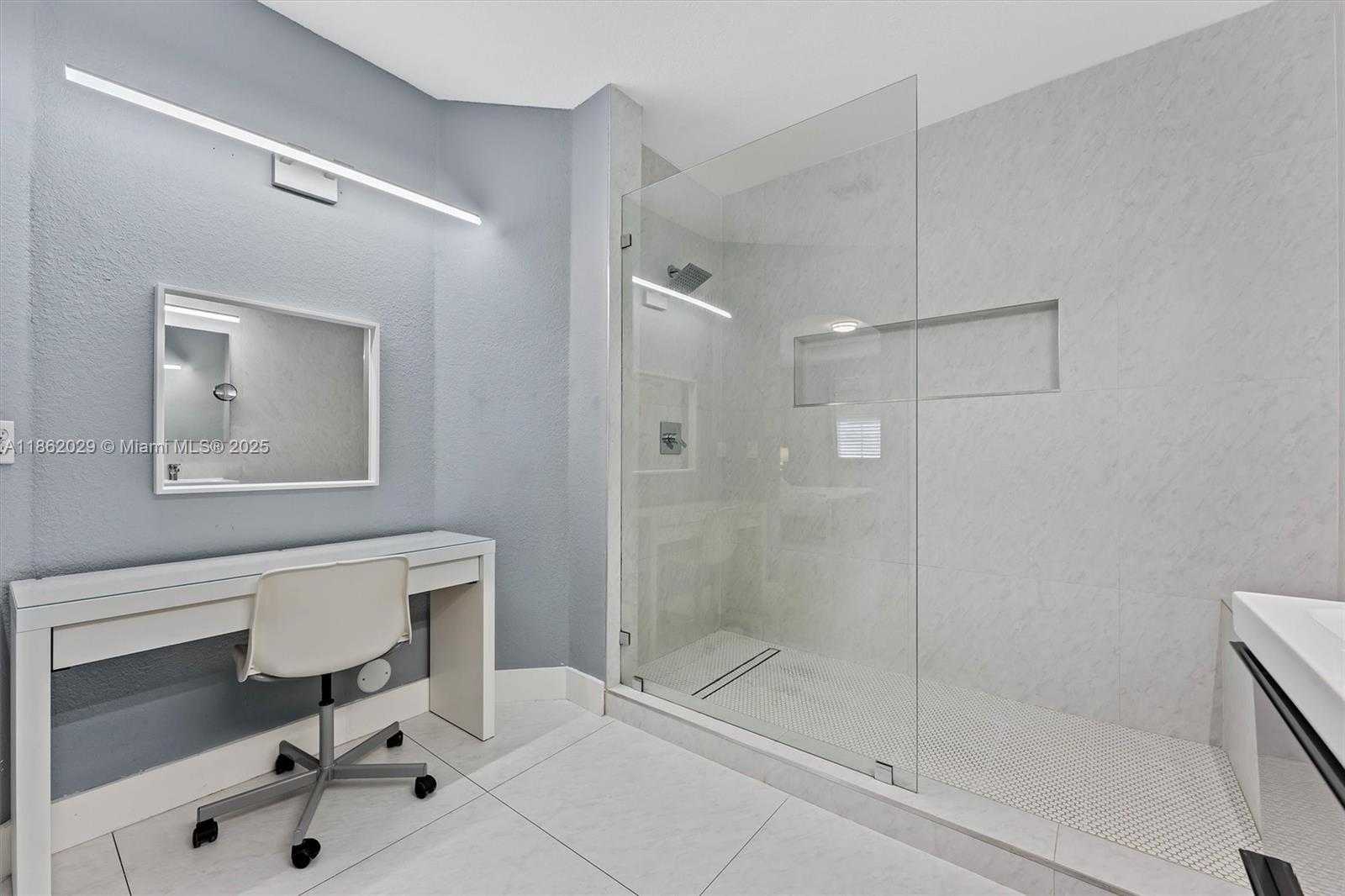 Small Image of 7521 NORTH WEST 113TH PATH, Doral Number 28