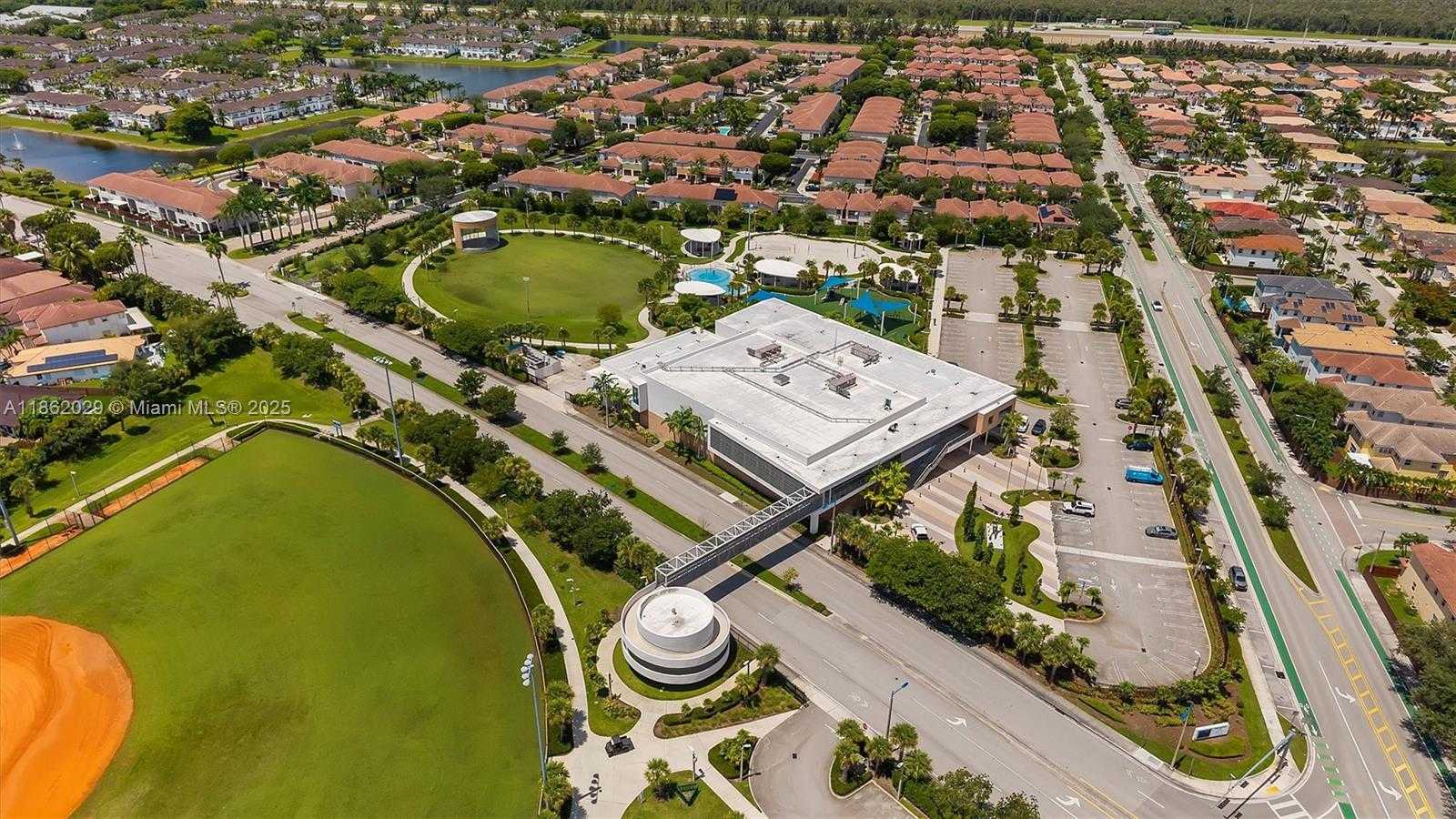 Small Image of 7521 NORTH WEST 113TH PATH, Doral Number 44