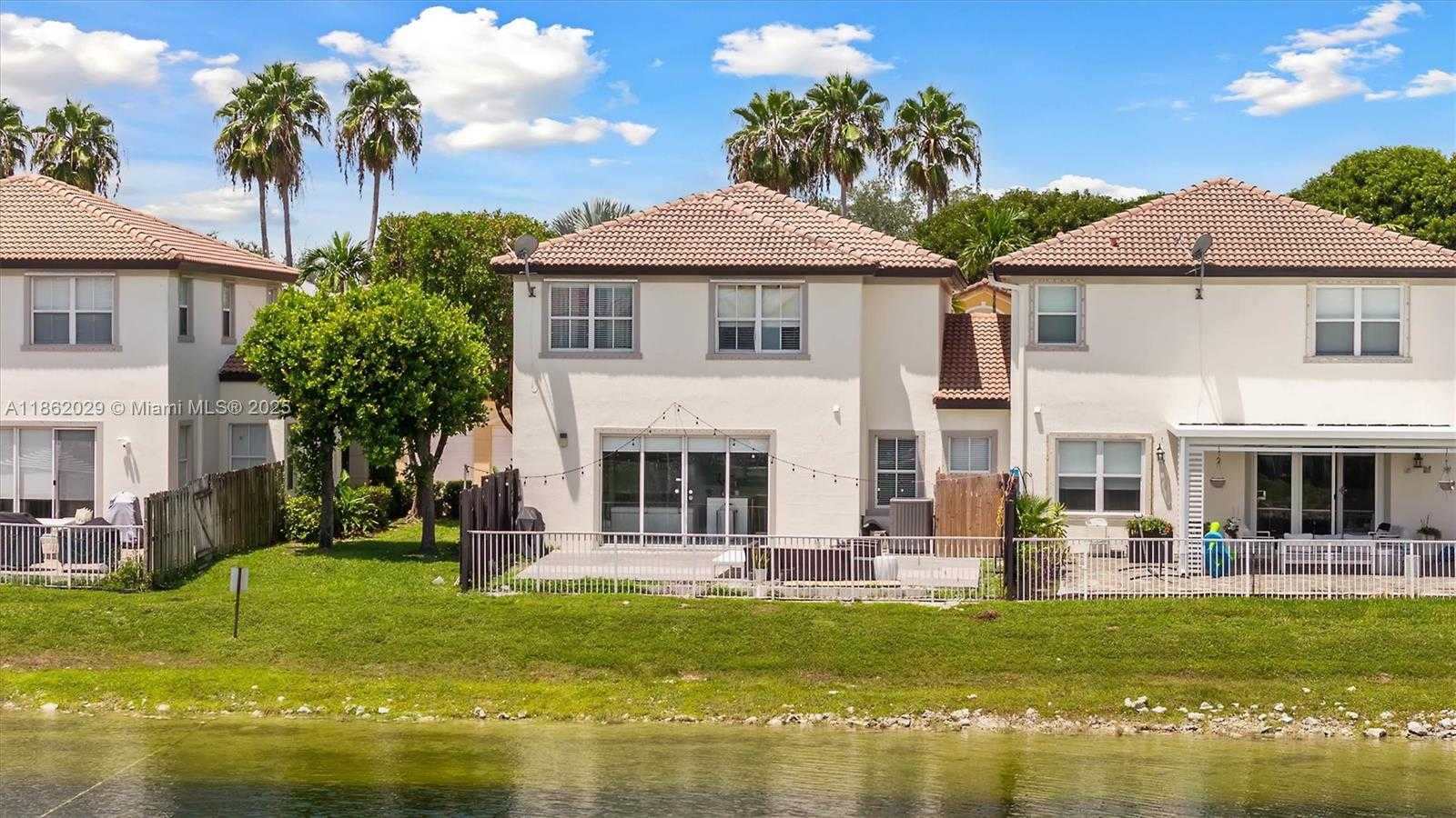 Small Image of 7521 NORTH WEST 113TH PATH, Doral Number 53