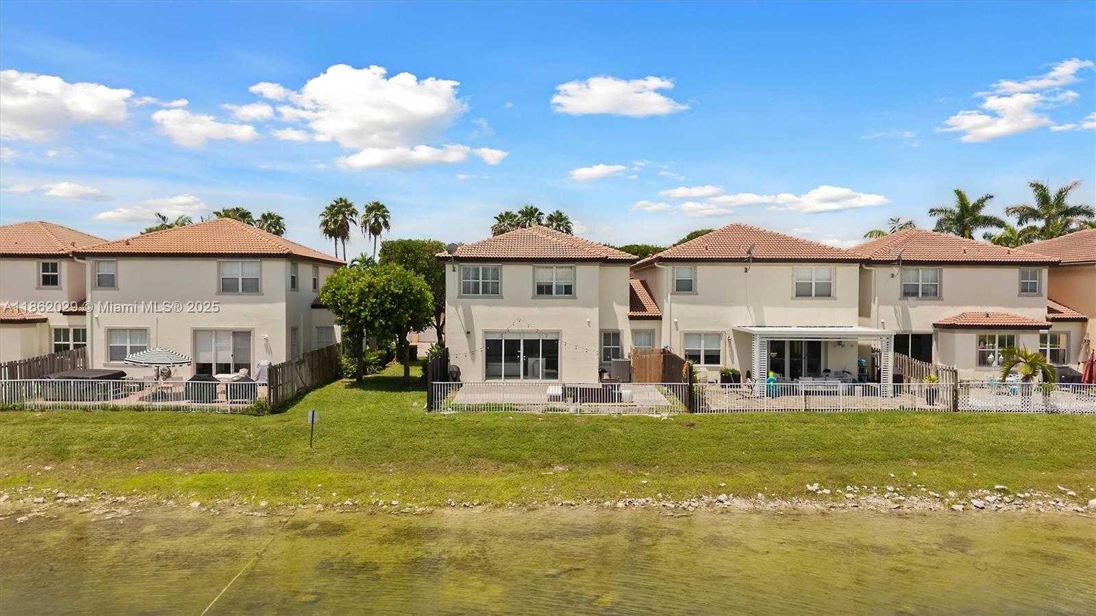 Small Image of 7521 NORTH WEST 113TH PATH, Doral Number 54
