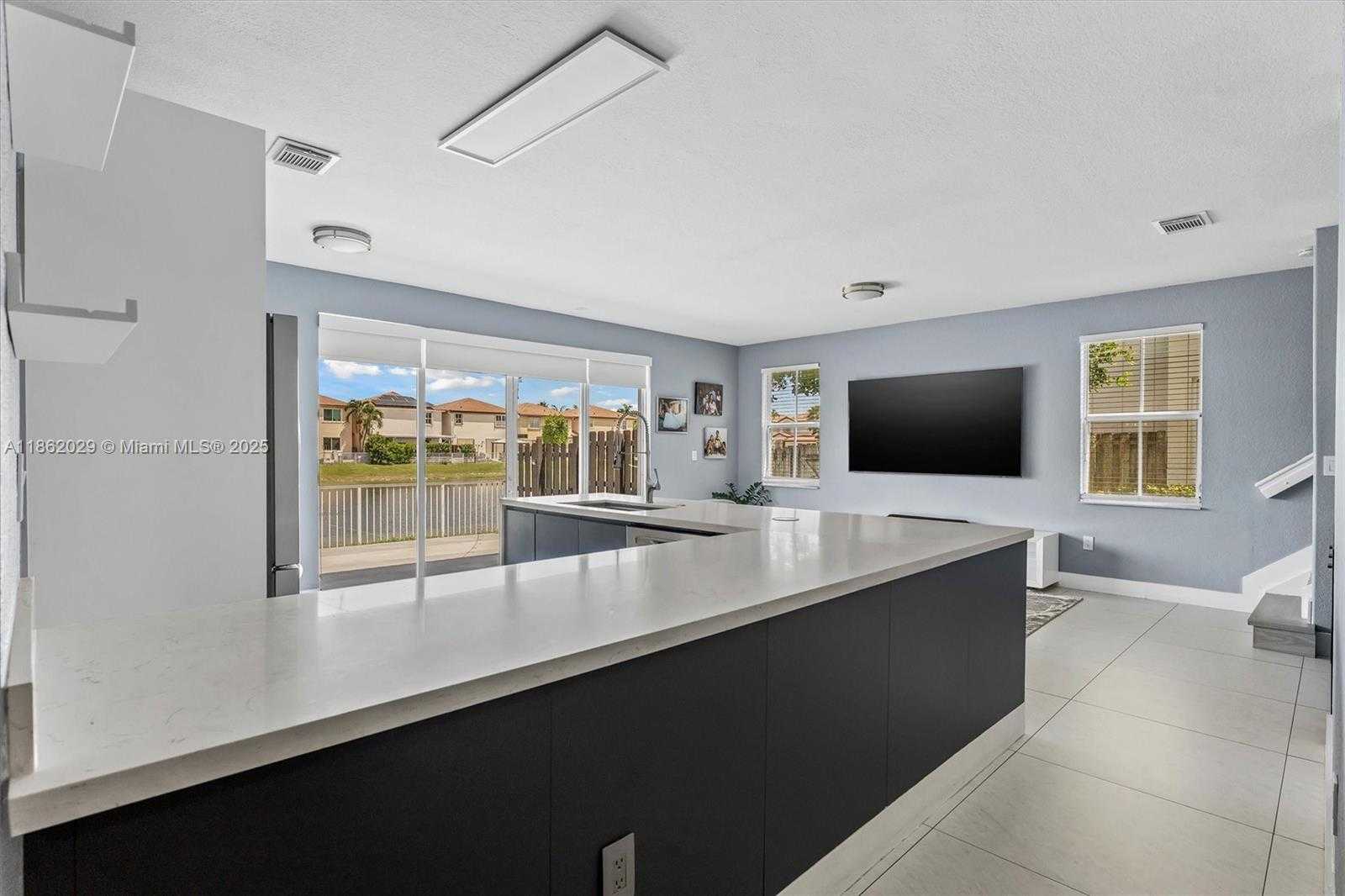 Small Image of 7521 NORTH WEST 113TH PATH, Doral Number 8