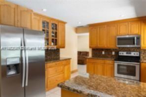 Small Image of 8800 NORTH WEST 3RD ST, Pembroke Pines Number 6