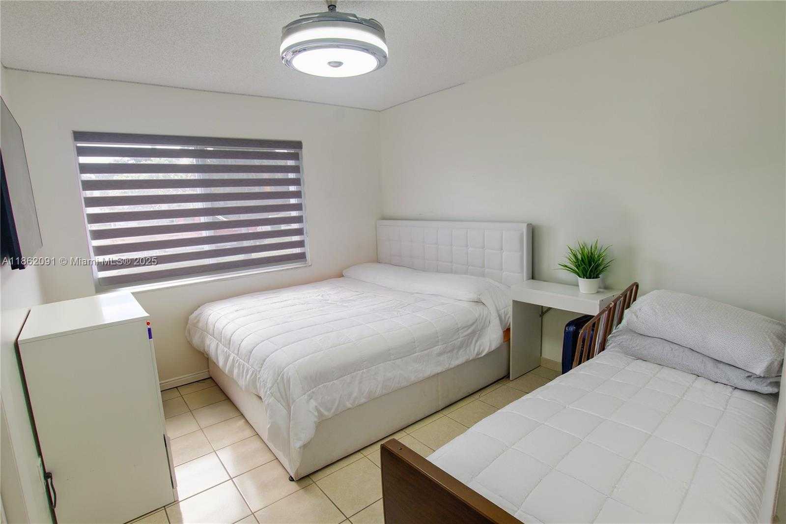 Small Image of 19701 SOUTH WEST 87 AVE, Cutler Bay Number 9
