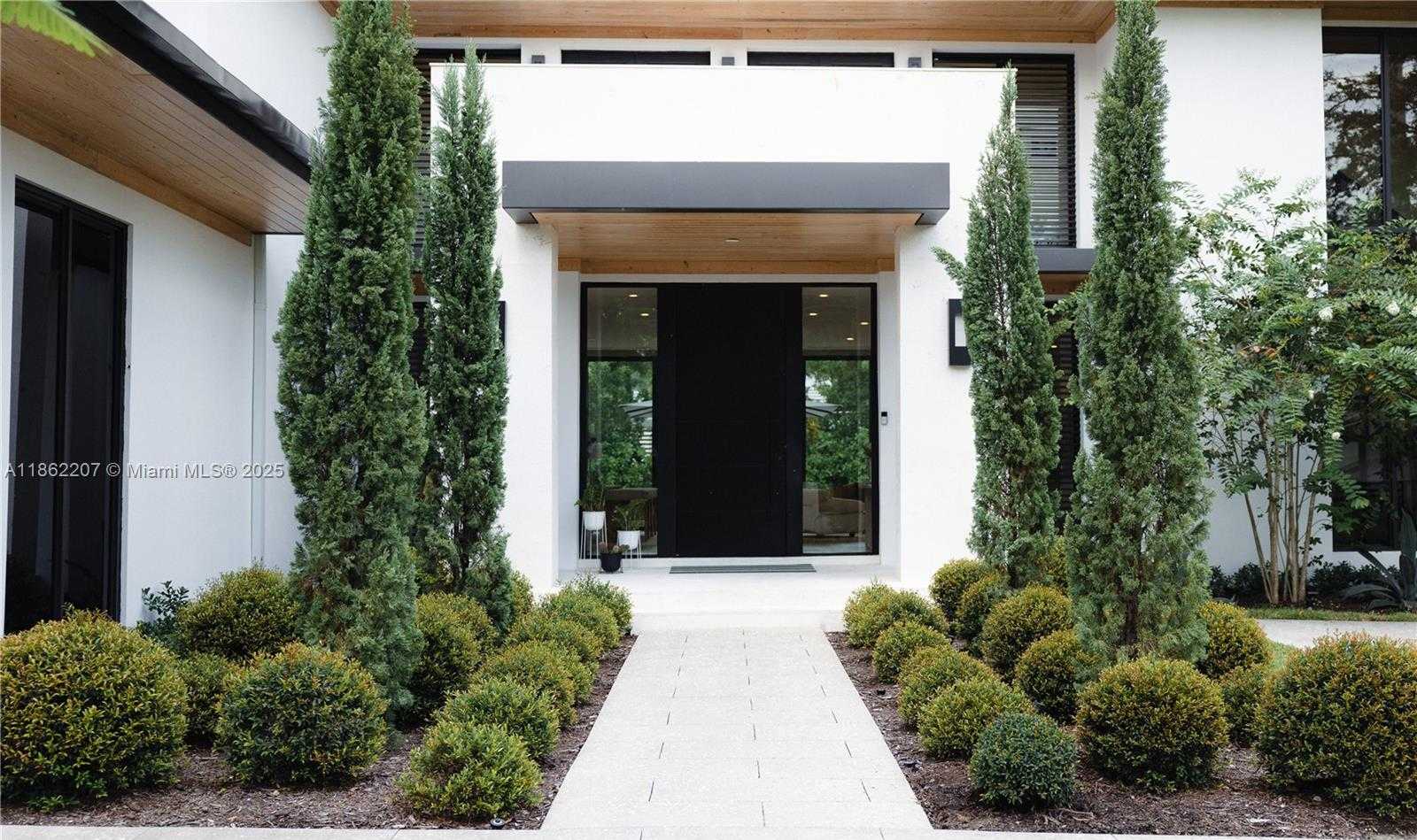 Small Image of 6003 SOUTH WEST 80TH ST, South Miami Number 16