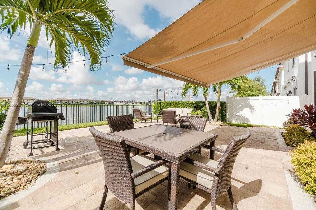 Small Image of 3392 WEST 103RD TER, Hialeah Number 12