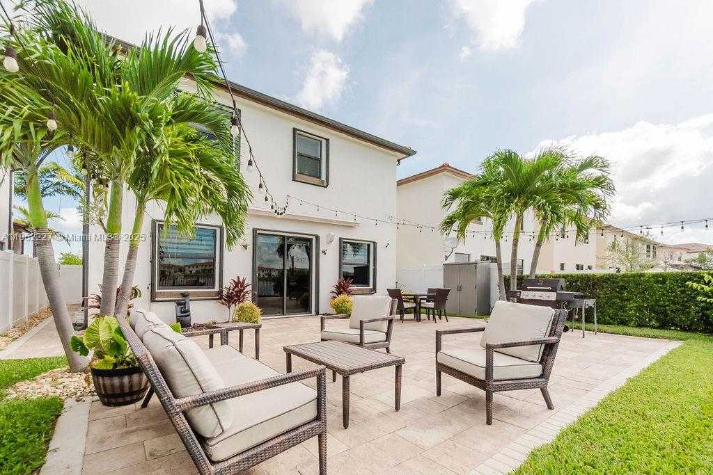 Small Image of 3392 WEST 103RD TER, Hialeah Number 5