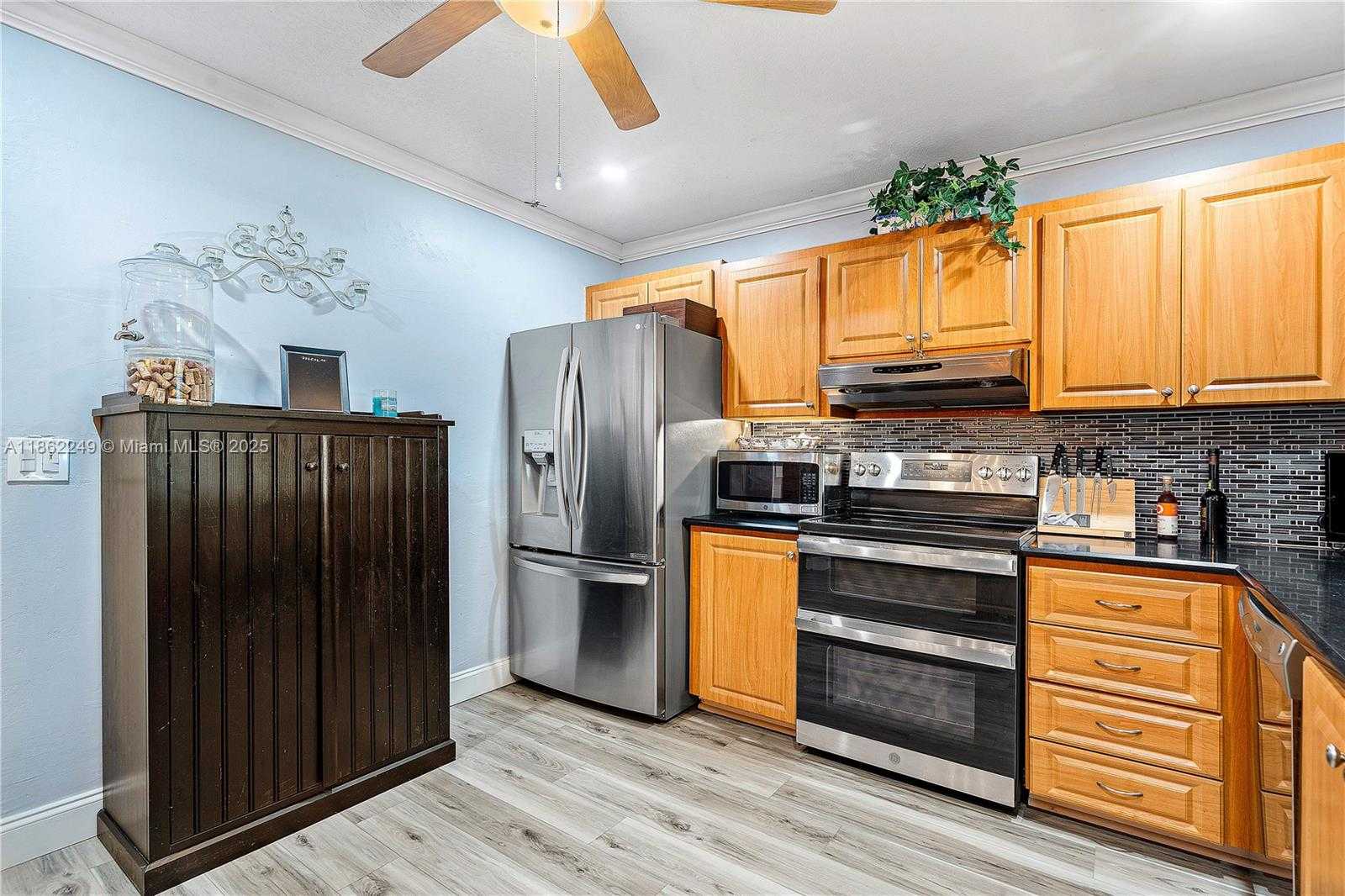 Small Image of 3127 NORTH WEST 68TH ST, Fort Lauderdale Number 12
