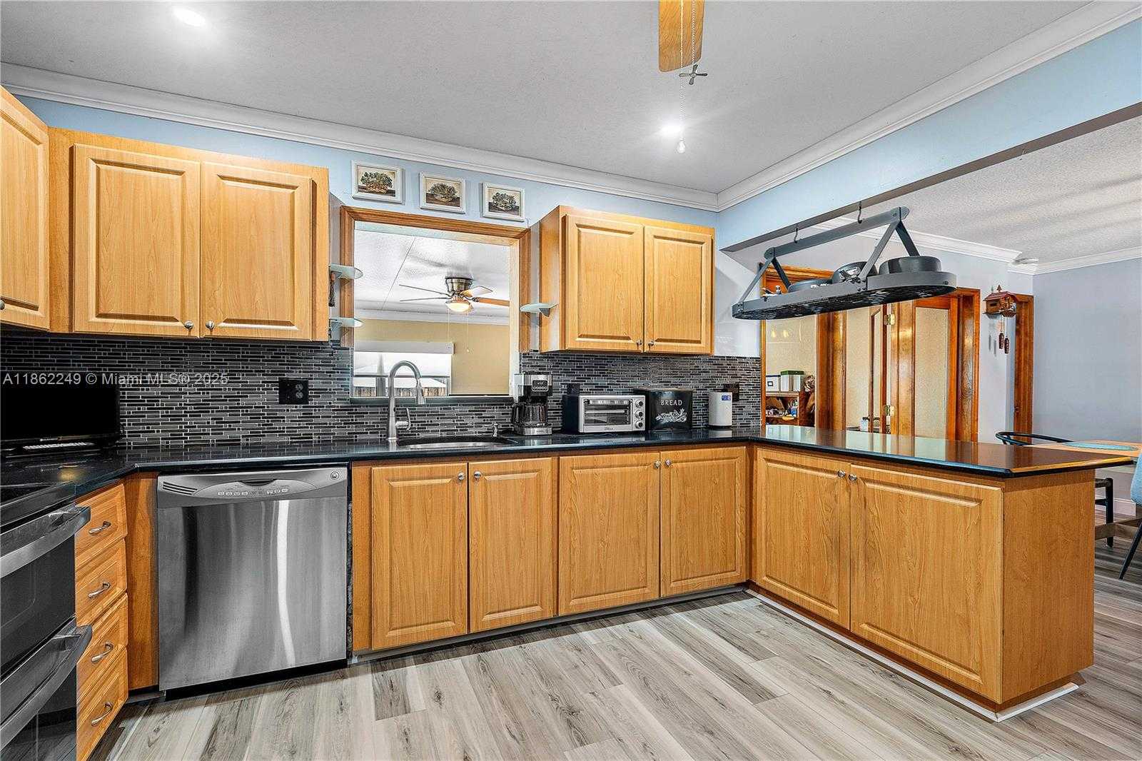 Small Image of 3127 NORTH WEST 68TH ST, Fort Lauderdale Number 13