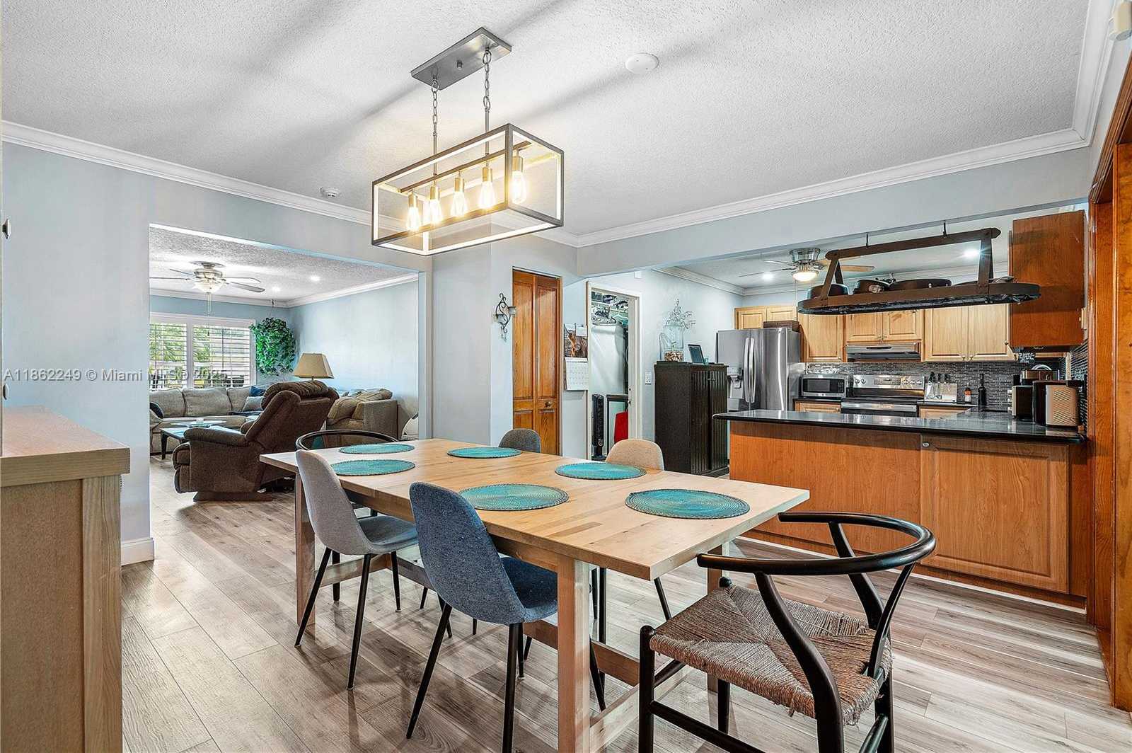 Small Image of 3127 NORTH WEST 68TH ST, Fort Lauderdale Number 14