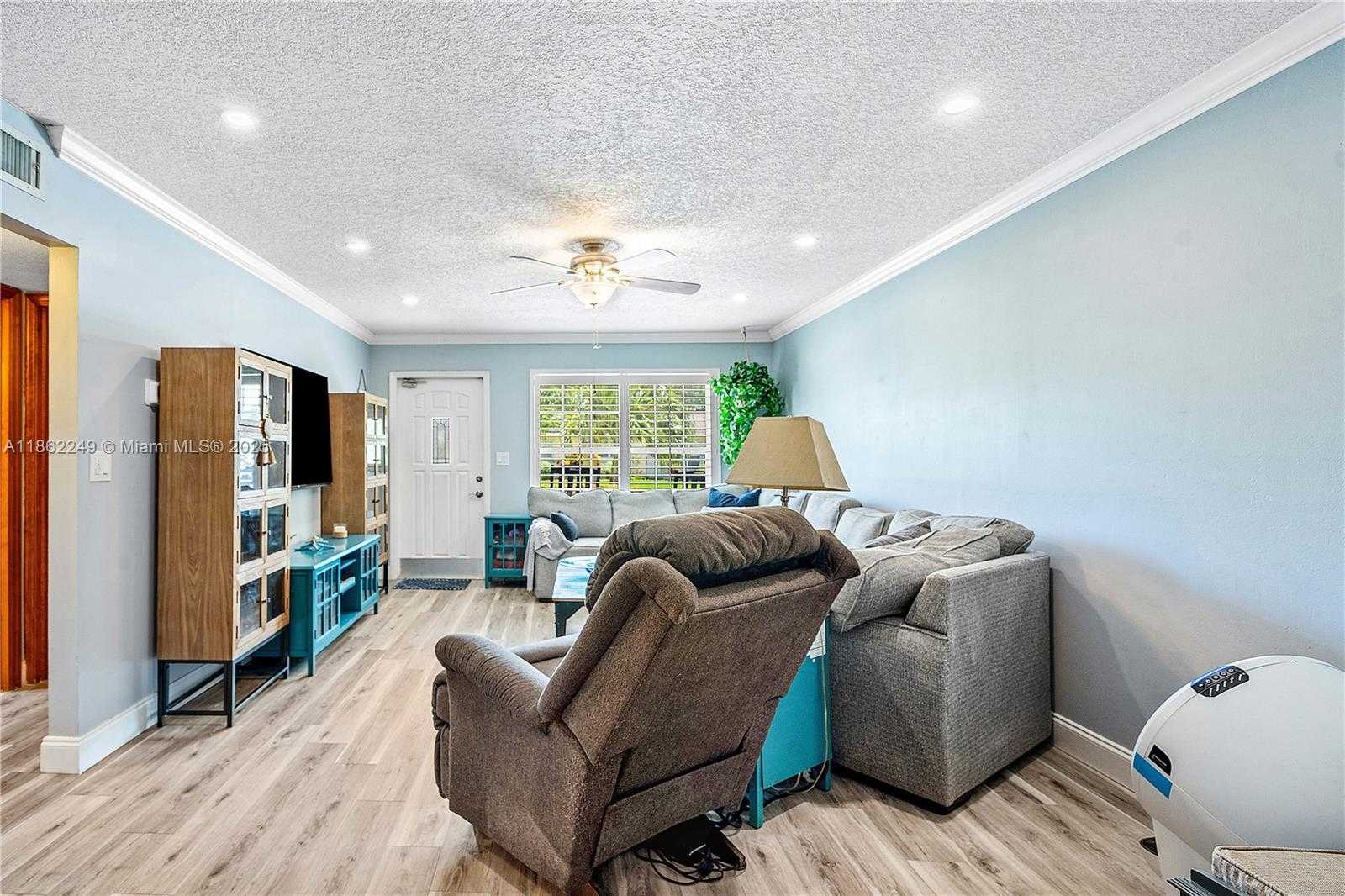 Small Image of 3127 NORTH WEST 68TH ST, Fort Lauderdale Number 9