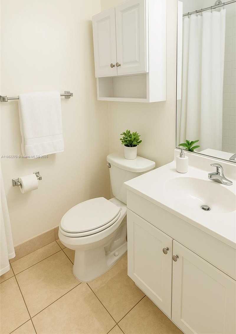 Small Image of 2533 NORTH EAST 15TH ST, Pompano Beach Number 11