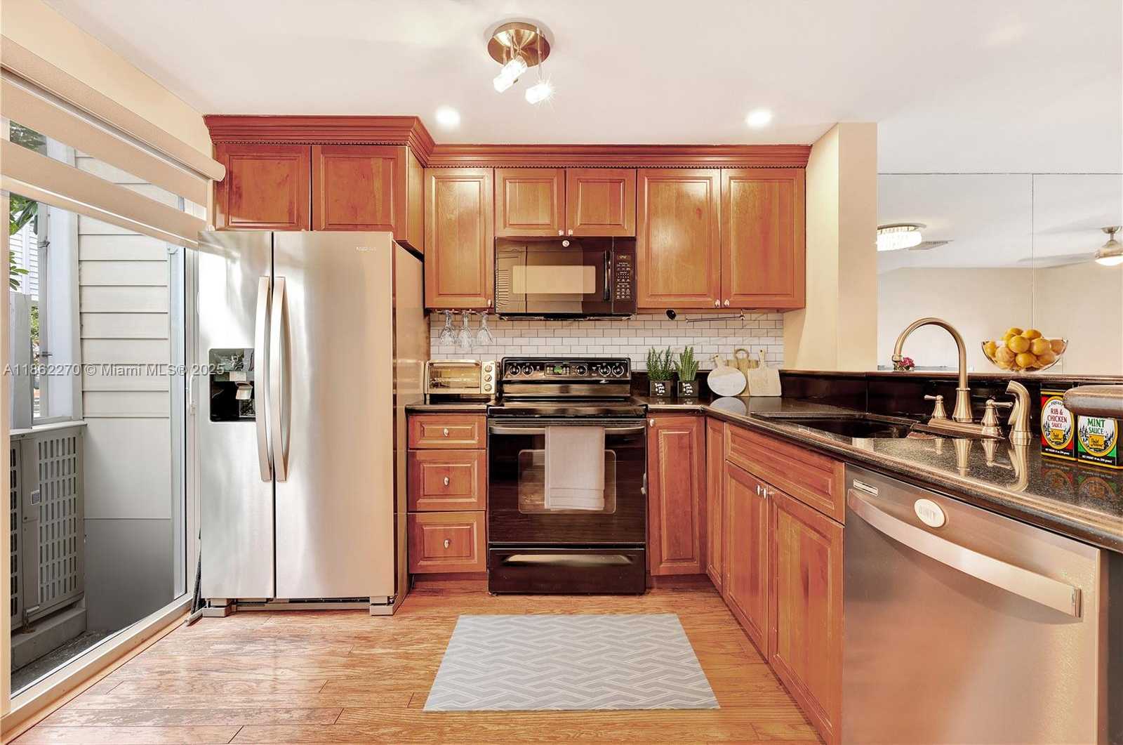 Small Image of 2533 NORTH EAST 15TH ST, Pompano Beach Number 2