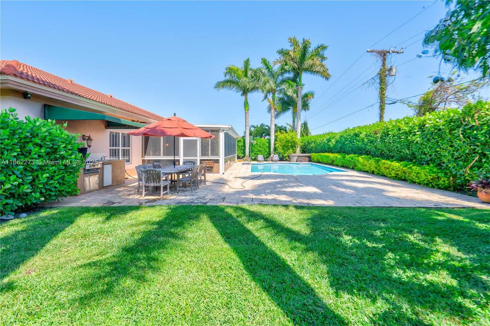 Small Image of 8366 SOUTH WEST 193RD ST, Cutler Bay Number 11
