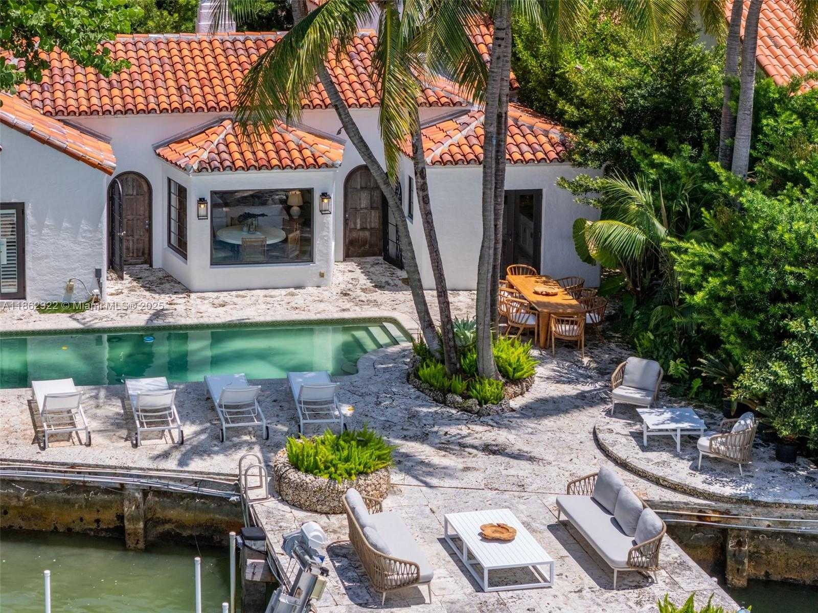 Small Image of 4640 NORTH BAY RD, Miami Beach Number 46