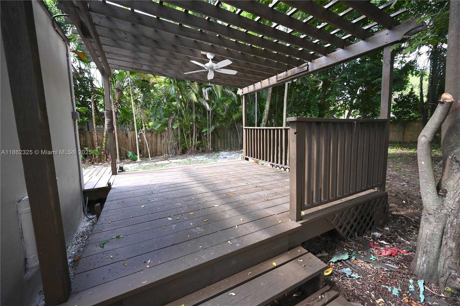 Small Image of 4100 SOUTH WEST 61ST AVE, South Miami Number 18