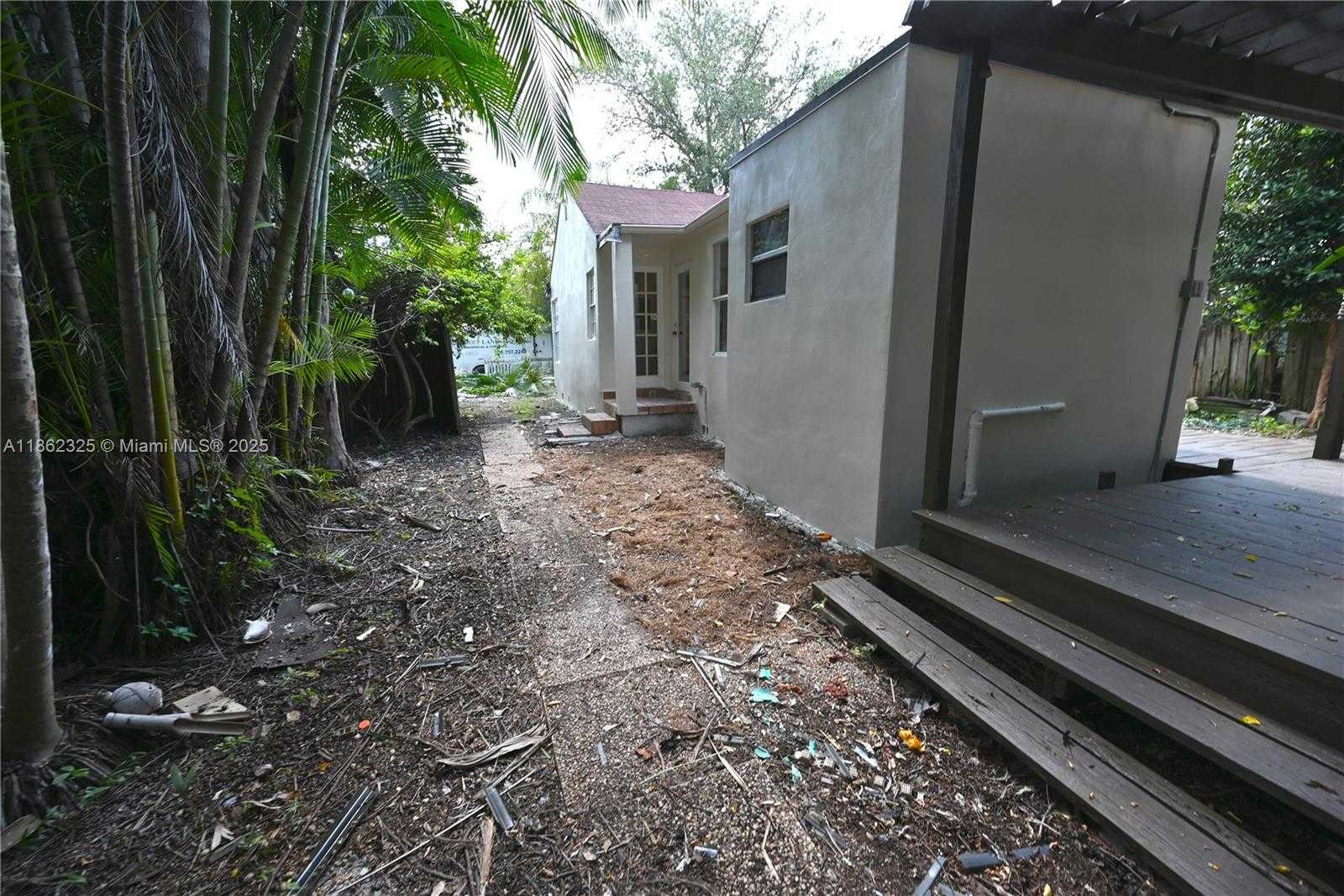 Small Image of 4100 SOUTH WEST 61ST AVE, South Miami Number 19
