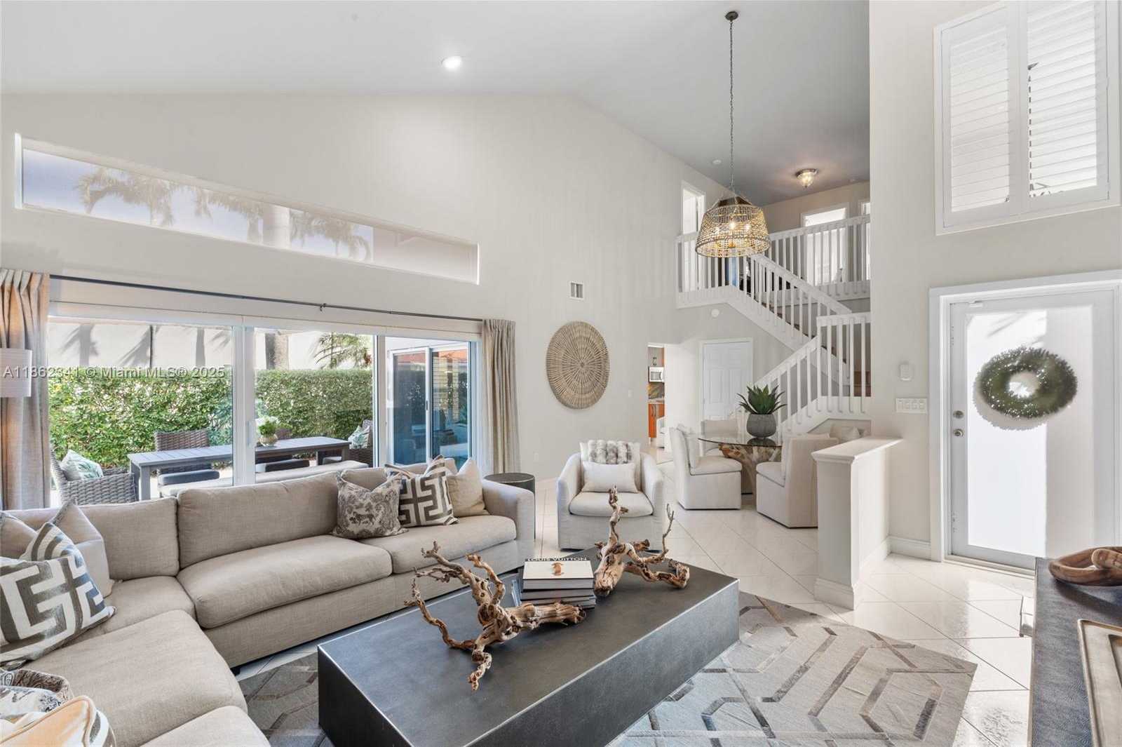 Small Image of 1105 PIN OAK ST, Hollywood Number 12