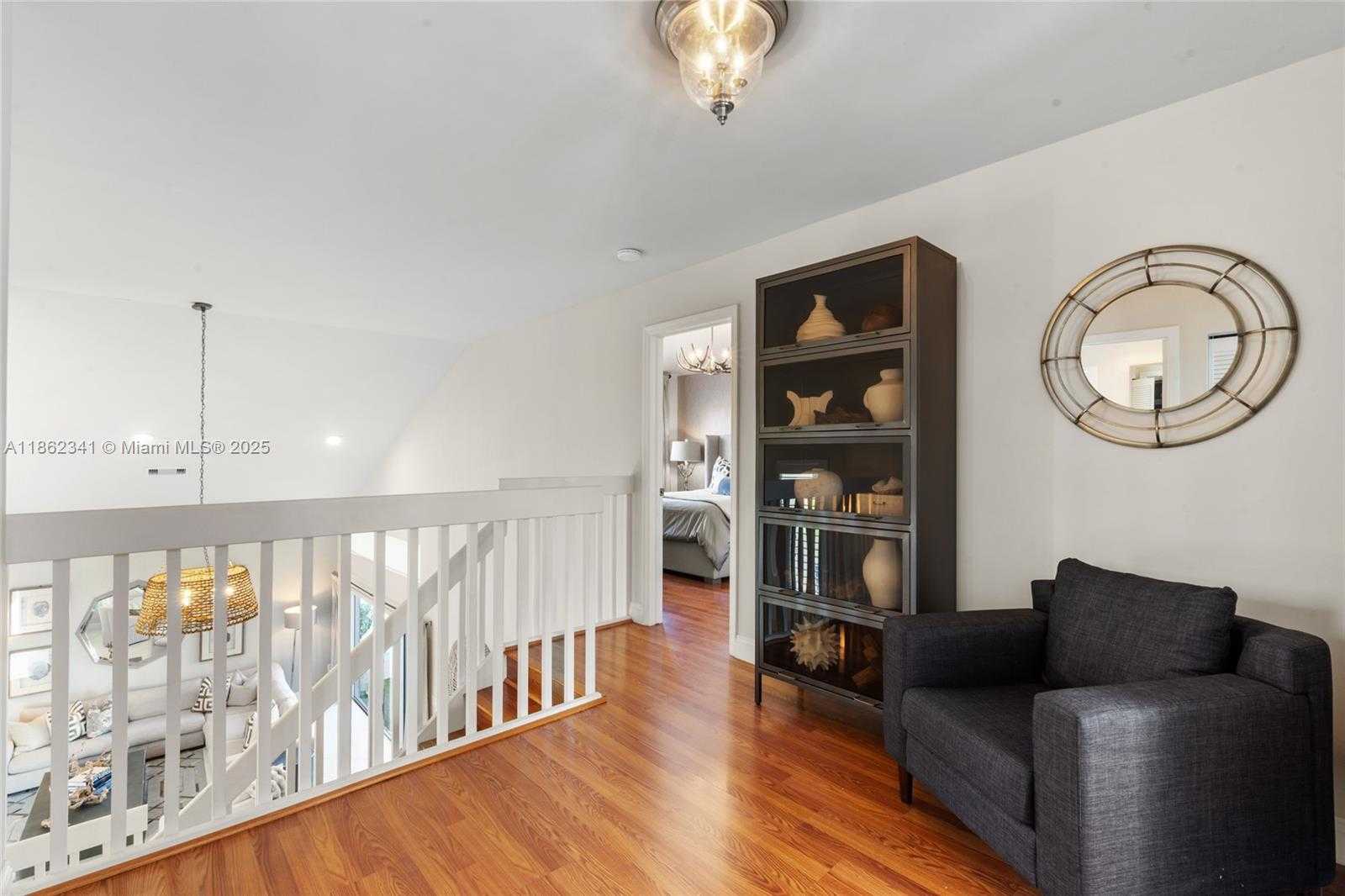 Small Image of 1105 PIN OAK ST, Hollywood Number 28