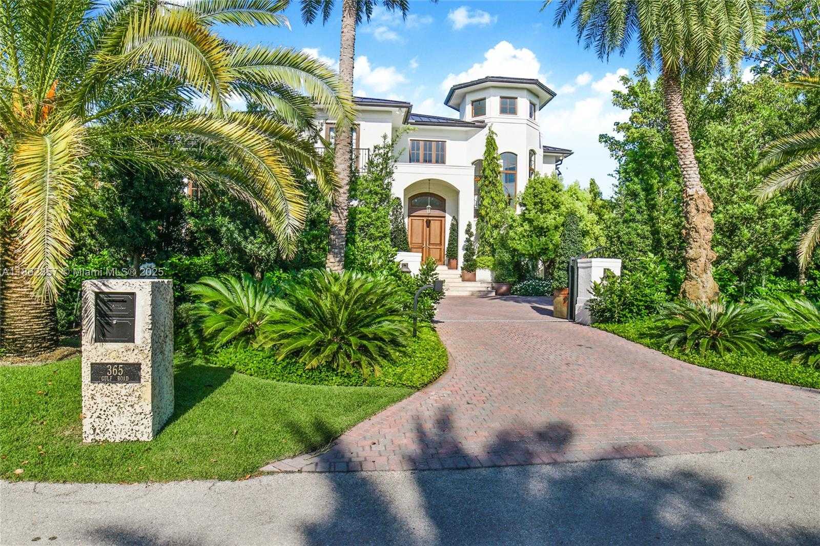 Small Image of 365 GULF RD, Key Biscayne Number 2
