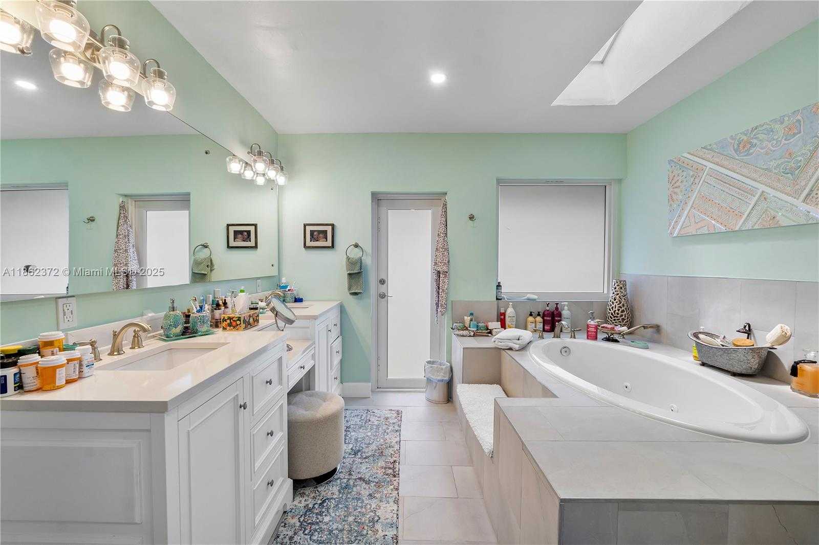 Small Image of 17640 OLD CUTLER RD, Palmetto Bay Number 32