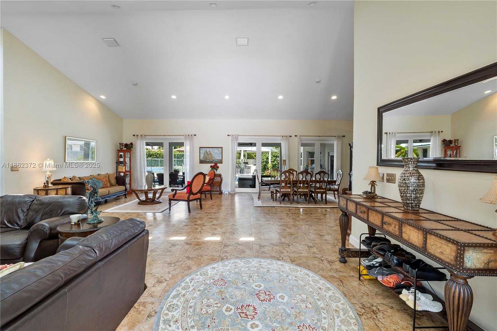 Small Image of 17640 OLD CUTLER RD, Palmetto Bay Number 6