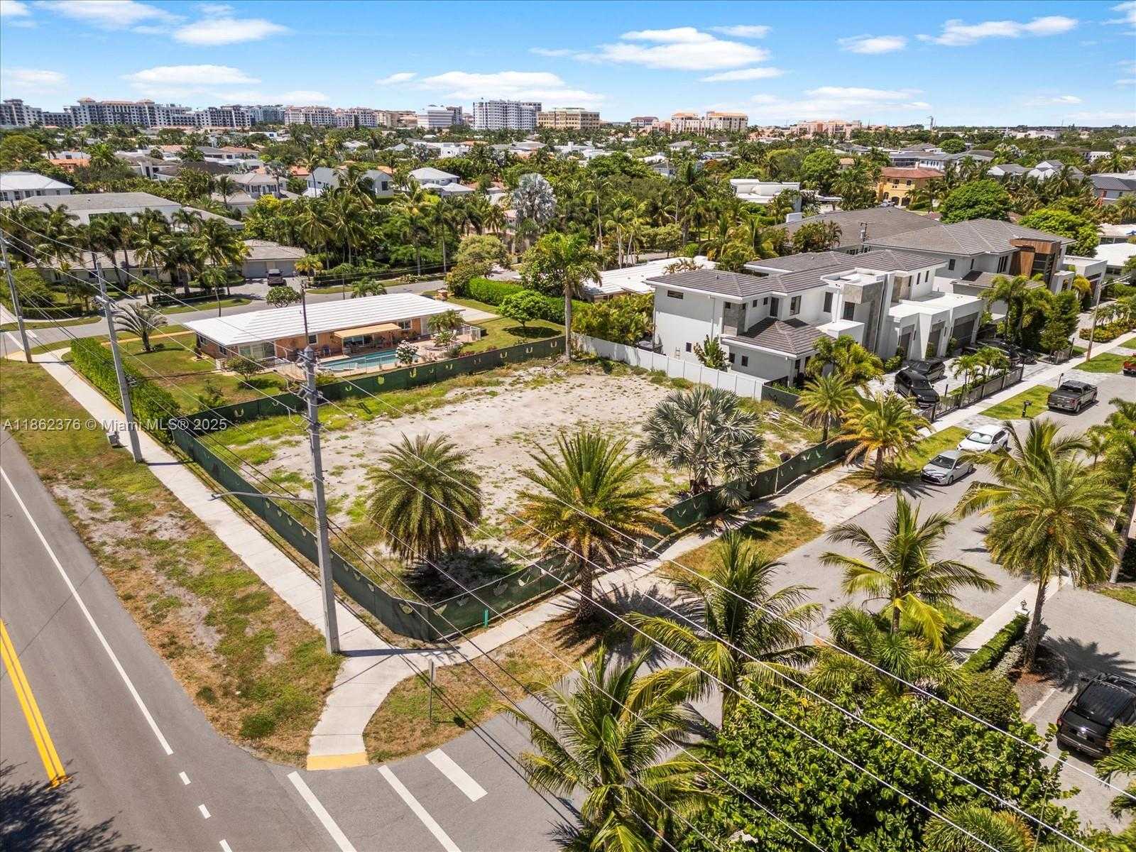 Small Image of 498 NORTH EAST 10TH ST, Boca Raton Number 8