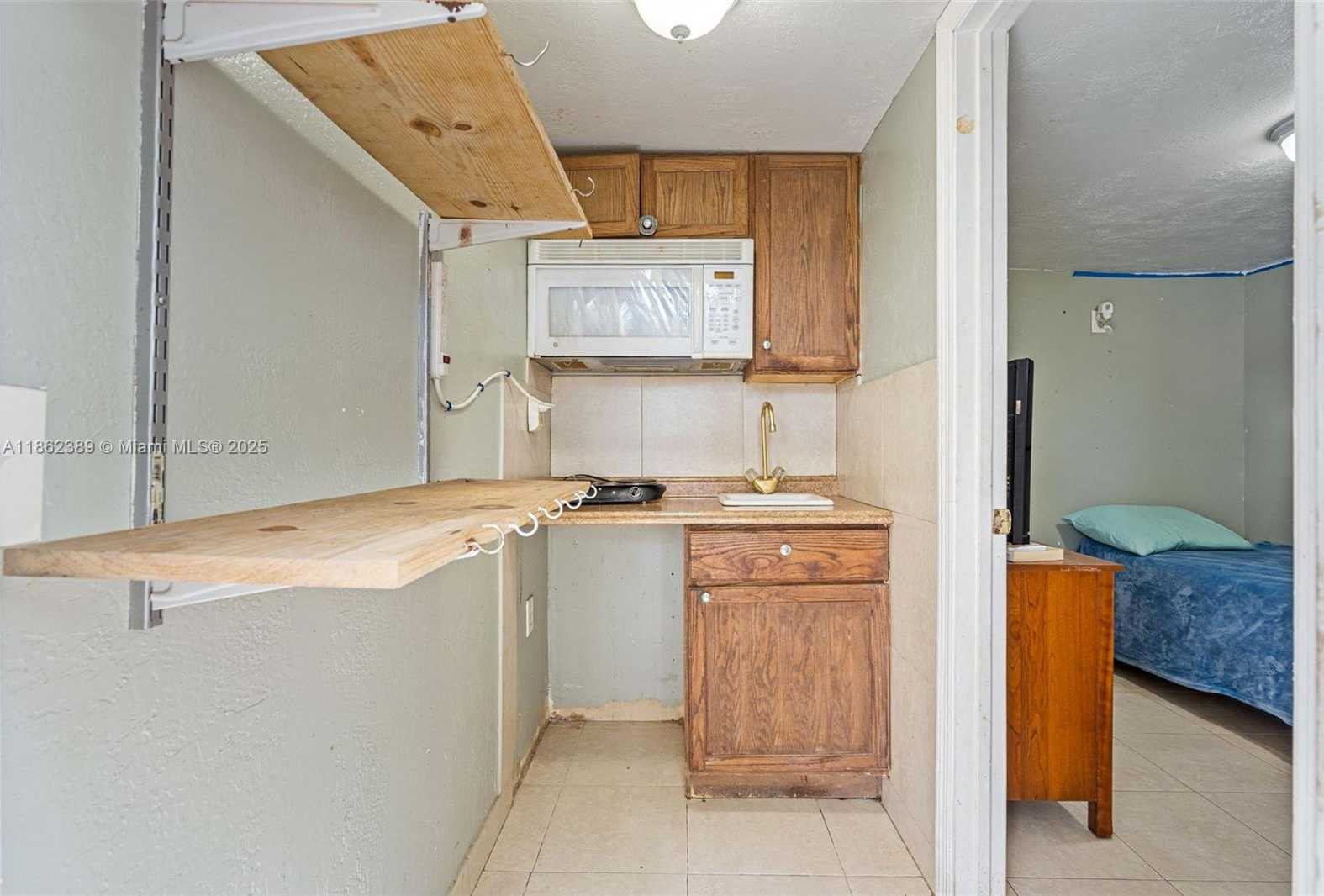 Small Image of 6233 RODMAN ST, Hollywood Number 28