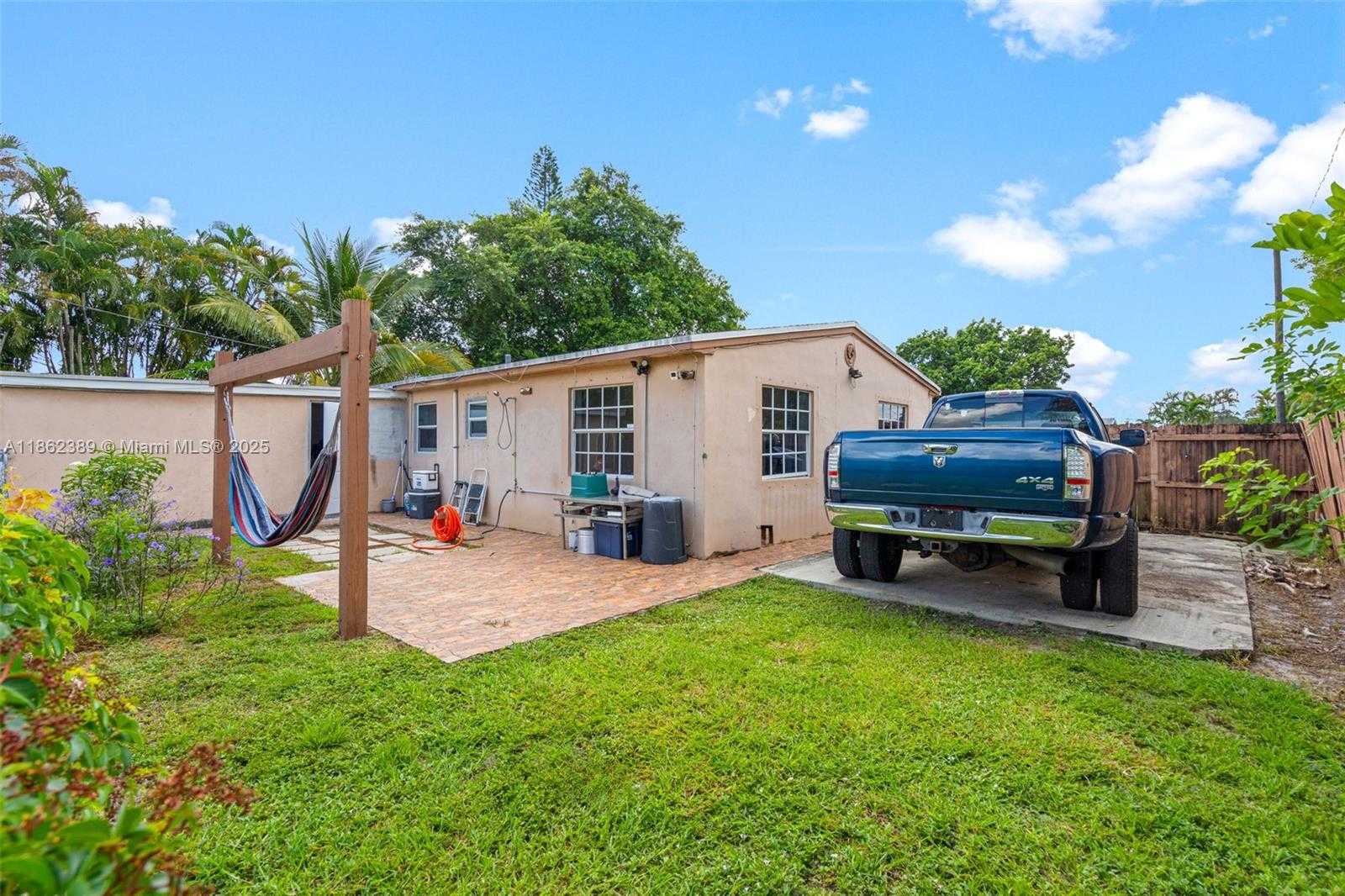 Small Image of 6233 RODMAN ST, Hollywood Number 35