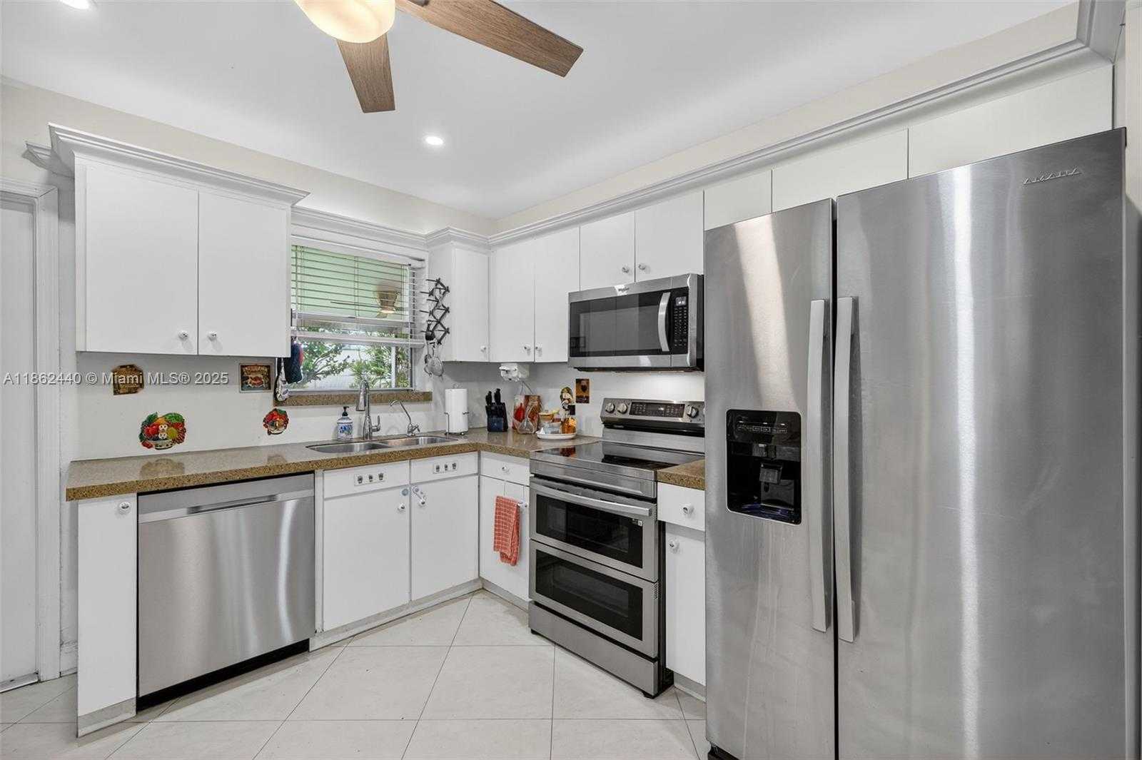 Small Image of 5240 REDWOOD CT, Plantation Number 15