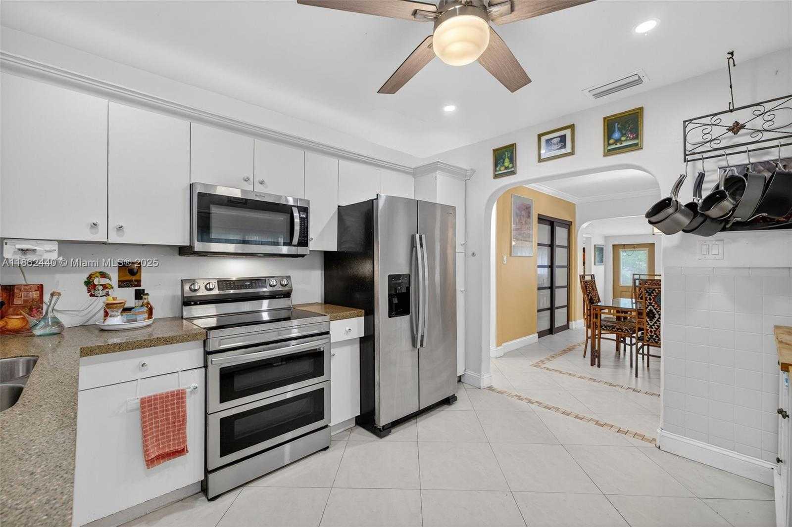 Small Image of 5240 REDWOOD CT, Plantation Number 17