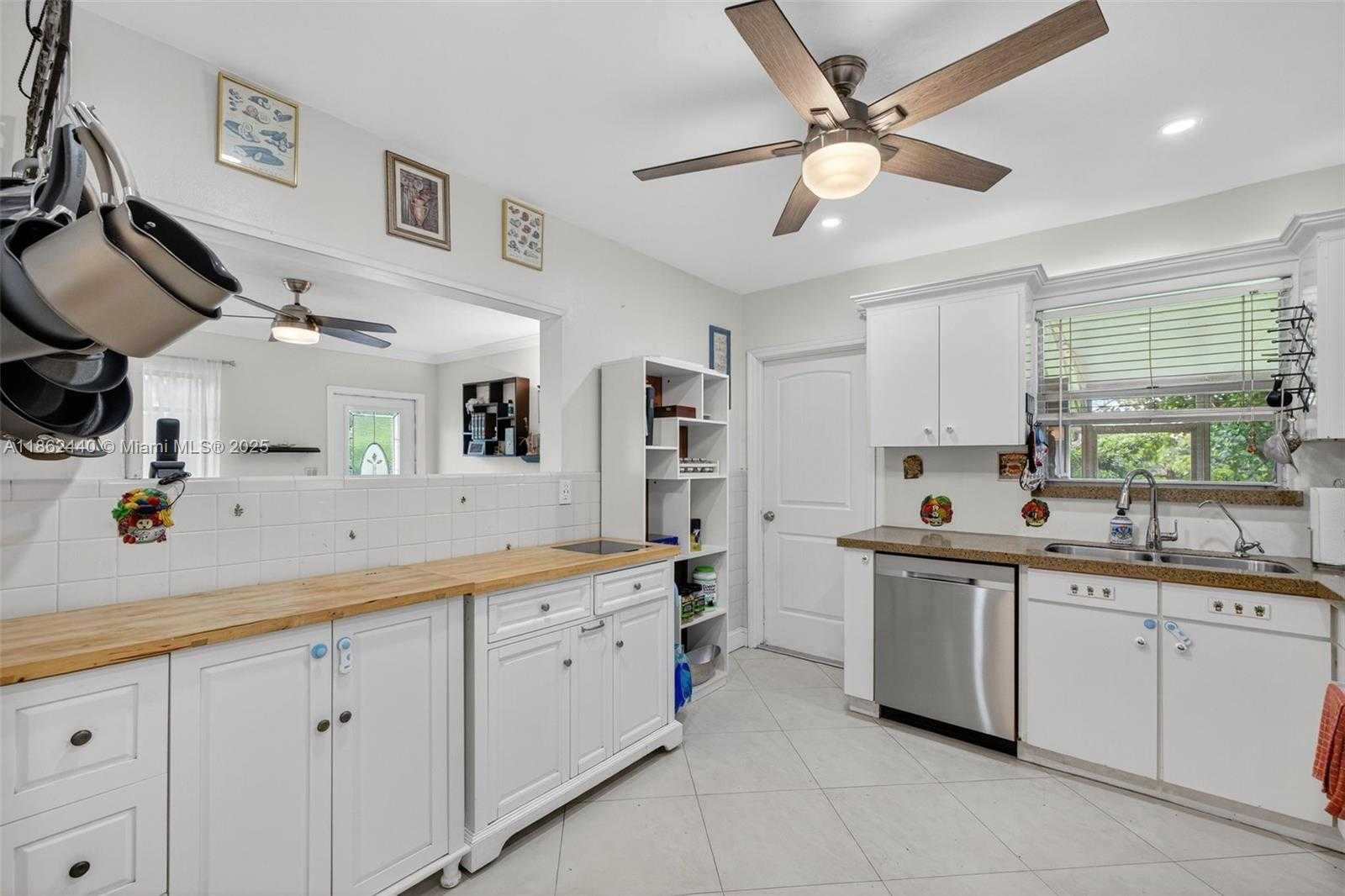 Small Image of 5240 REDWOOD CT, Plantation Number 18