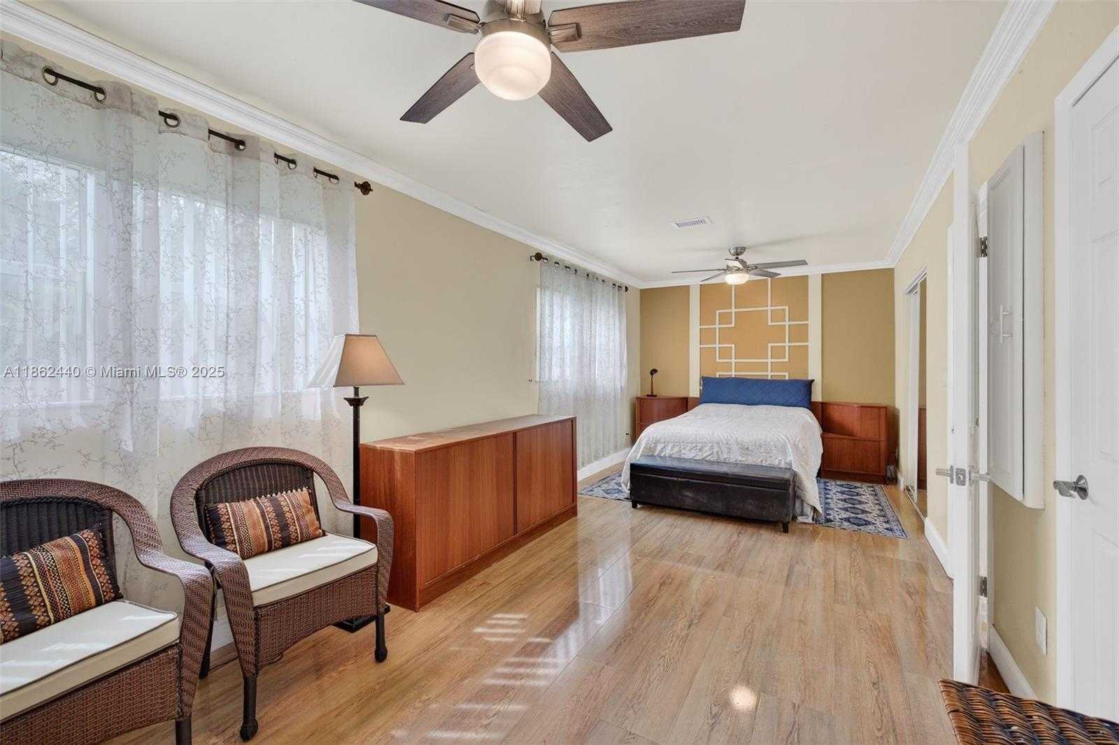 Small Image of 5240 REDWOOD CT, Plantation Number 19