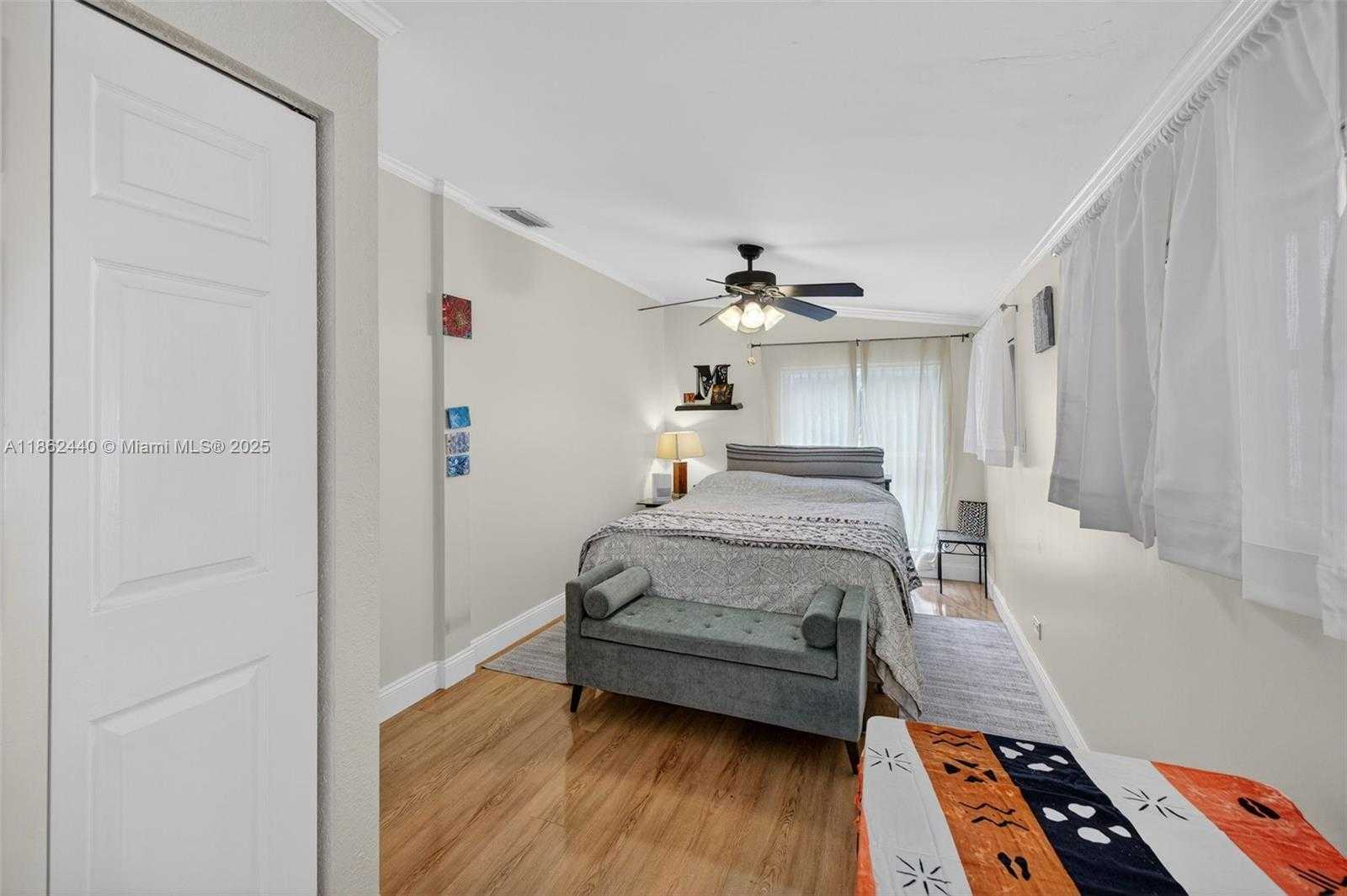 Small Image of 5240 REDWOOD CT, Plantation Number 30