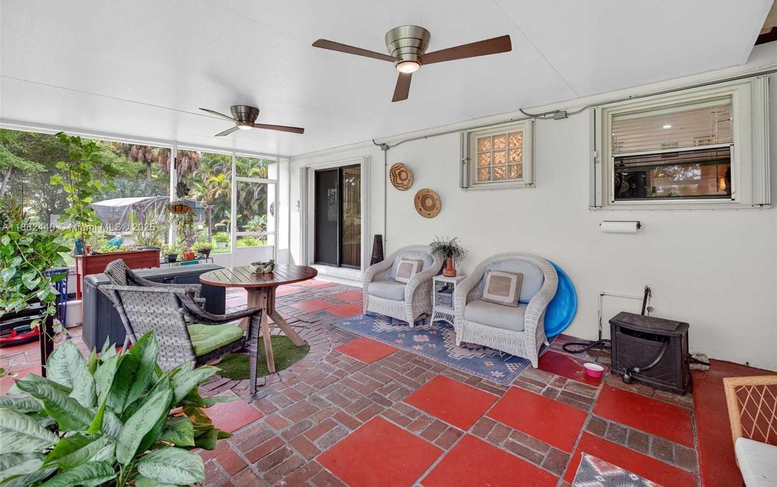 Small Image of 5240 REDWOOD CT, Plantation Number 39