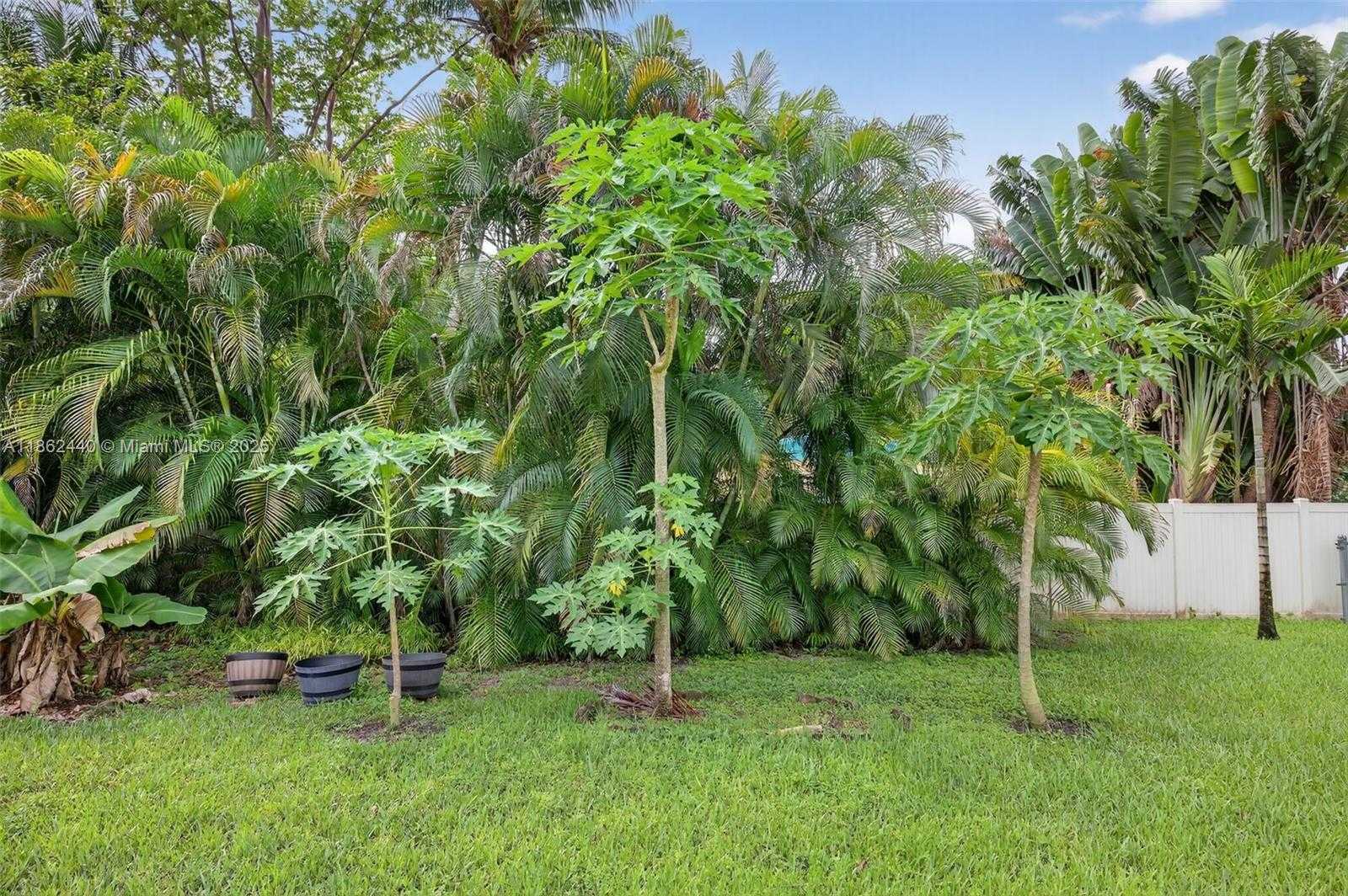 Small Image of 5240 REDWOOD CT, Plantation Number 44