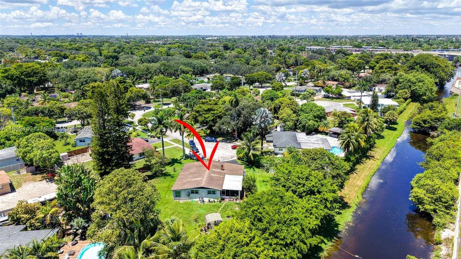 Small Image of 5240 REDWOOD CT, Plantation Number 52