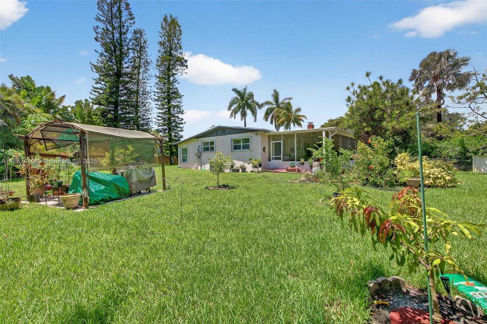 Small Image of 5240 REDWOOD CT, Plantation Number 57