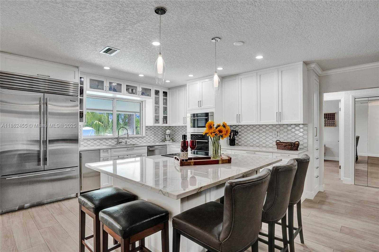 Small Image of 948 SOUTH EAST 10TH CT, Pompano Beach Number 3