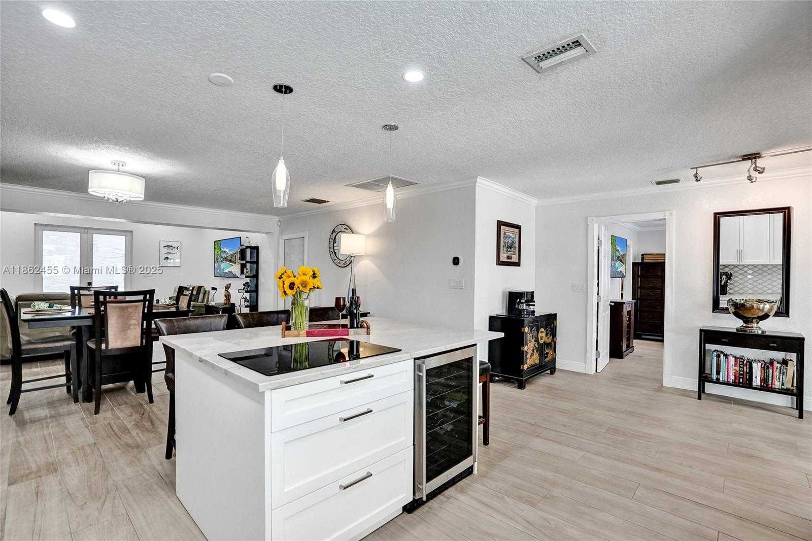 Small Image of 948 SOUTH EAST 10TH CT, Pompano Beach Number 9