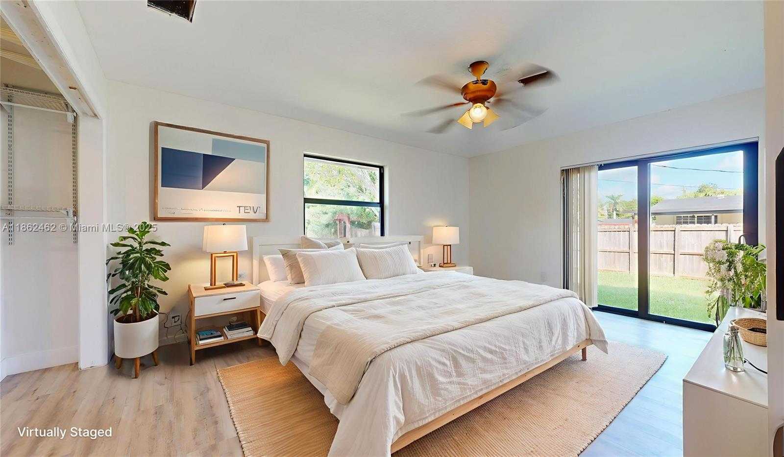 Small Image of 15840 SOUTH WEST 105TH CT, Miami Number 12