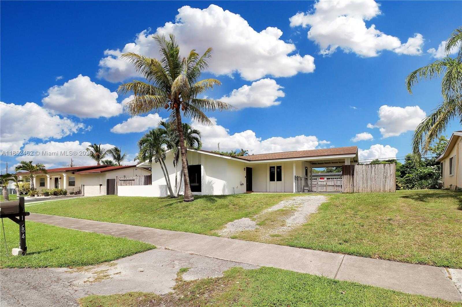Small Image of 15840 SOUTH WEST 105TH CT, Miami Number 24