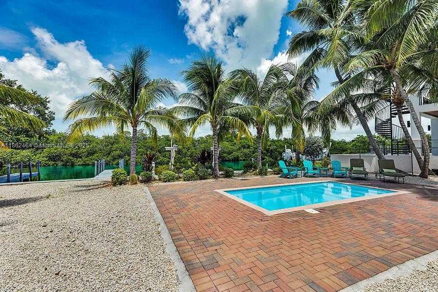 Small Image of 77340 OVERSEAS HWY, Islamorada Number 20