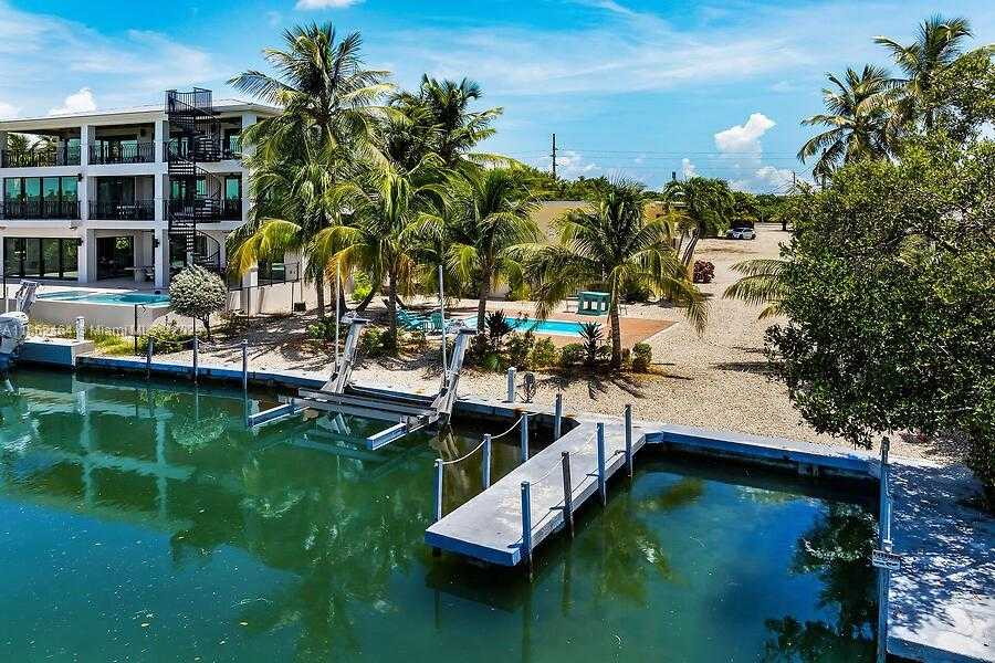 Small Image of 77340 OVERSEAS HWY, Islamorada Number 34