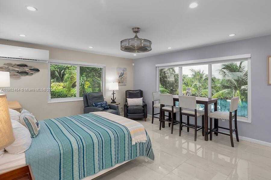 Small Image of 77340 OVERSEAS HWY, Islamorada Number 8