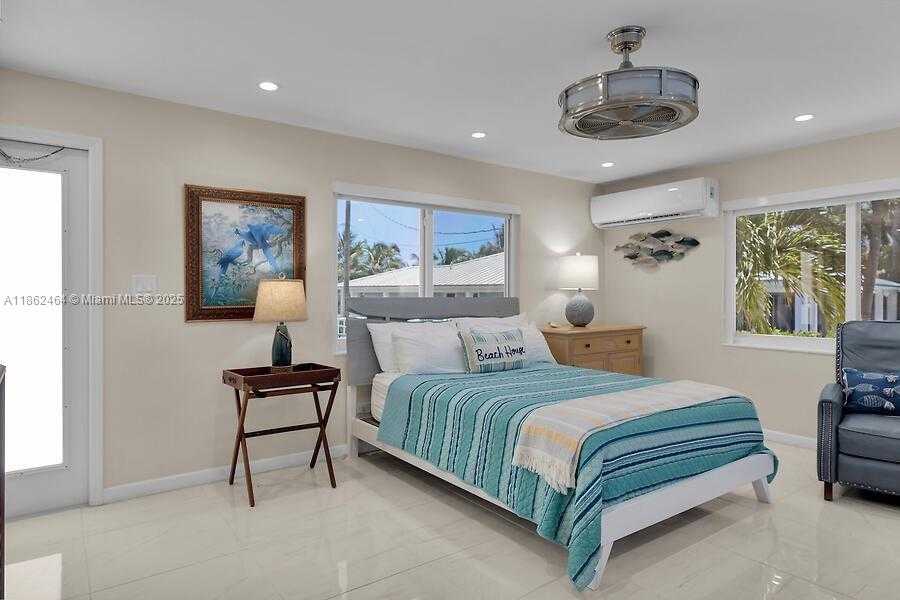 Small Image of 77340 OVERSEAS HWY, Islamorada Number 9