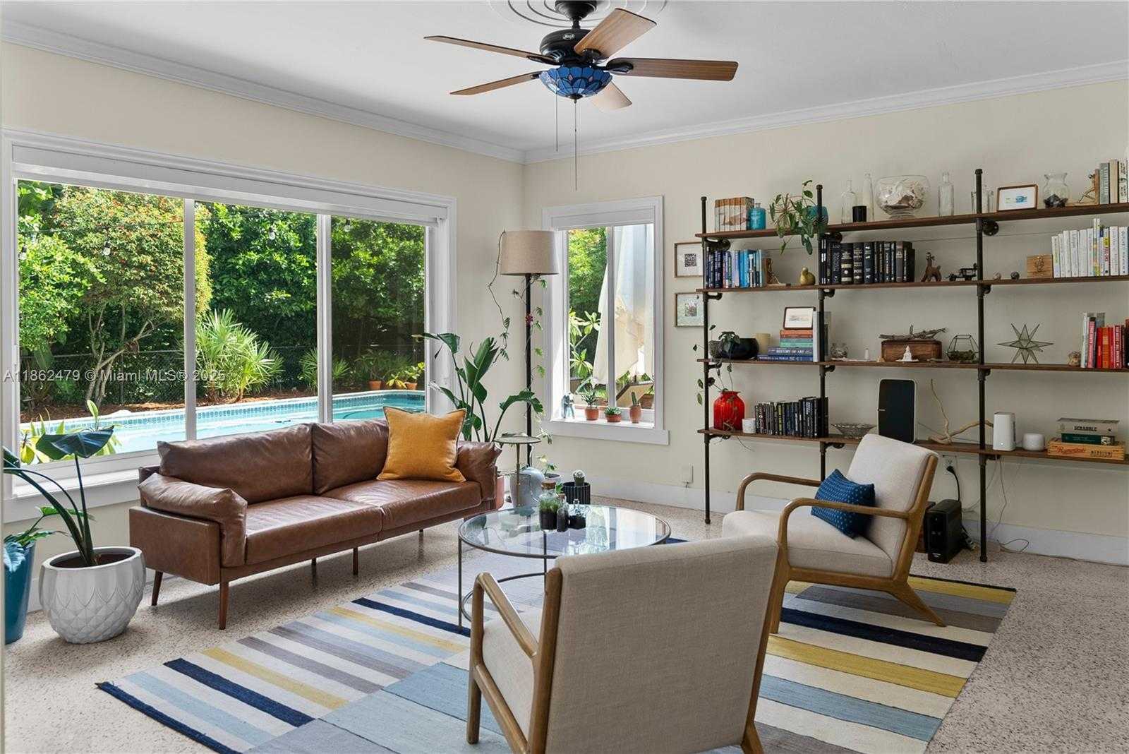 Small Image of 6601 SOUTH WEST 64TH ST, South Miami Number 4