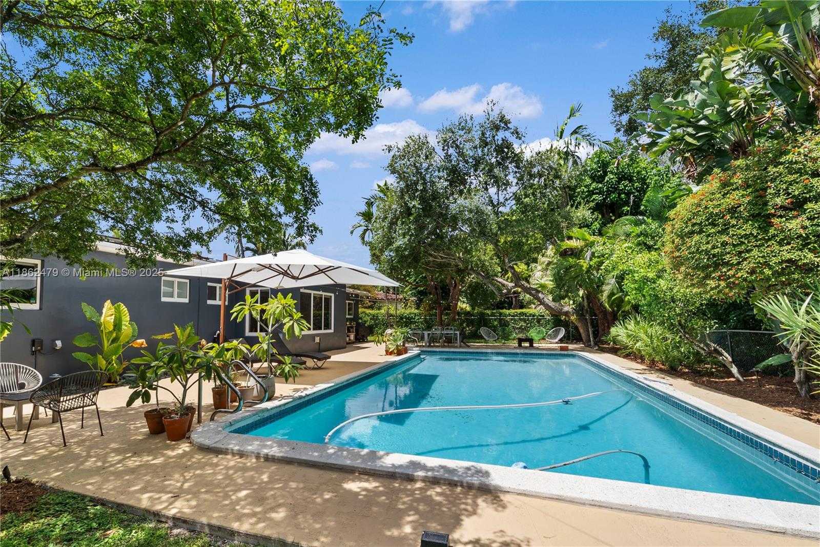 Small Image of 6601 SOUTH WEST 64TH ST, South Miami Number 8