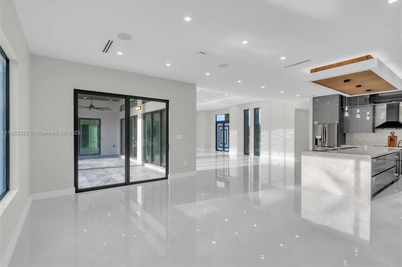 Small Image of 24650 SOUTH WEST 123RD AVE, Homestead Number 17