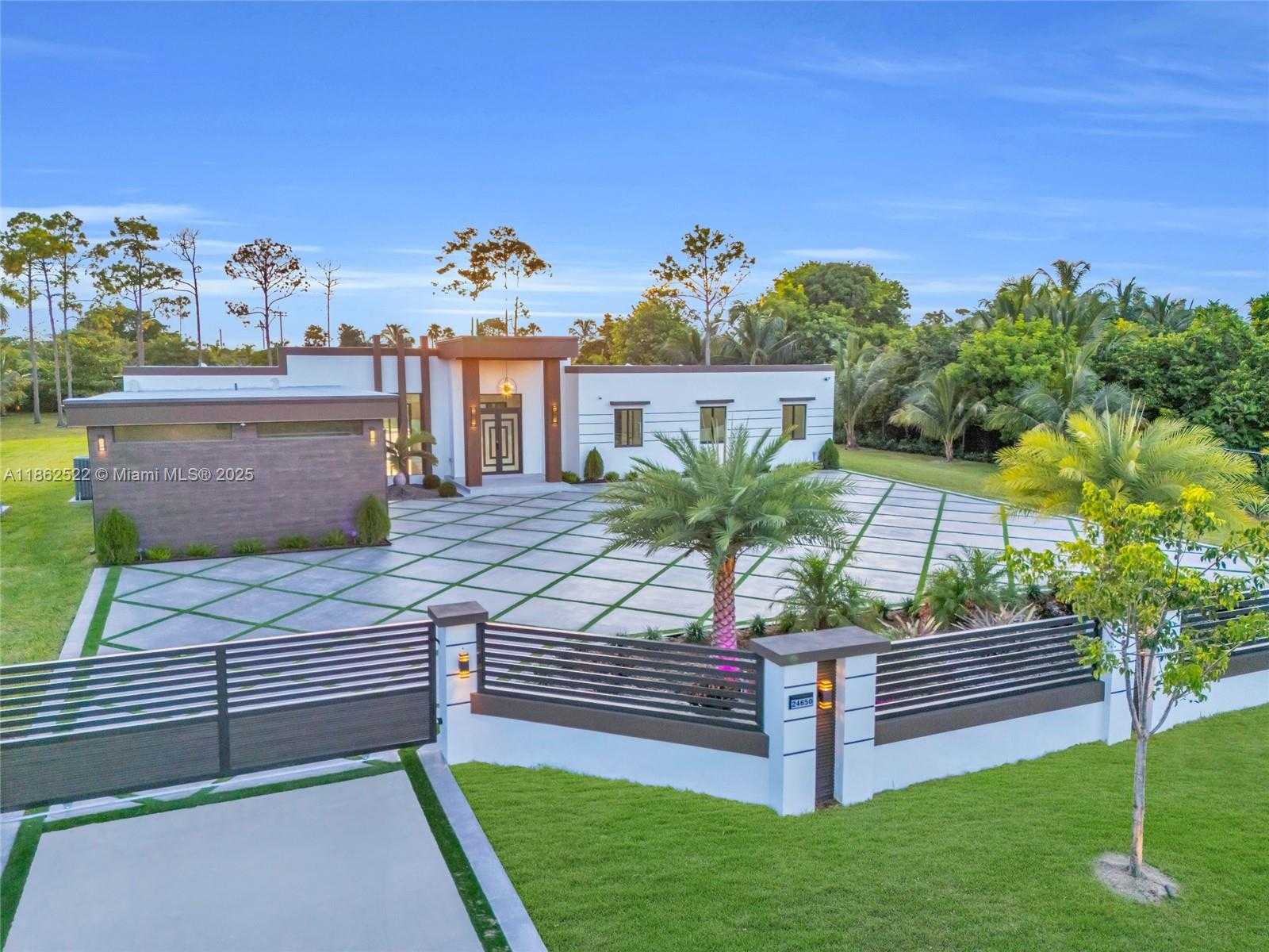 Small Image of 24650 SOUTH WEST 123RD AVE, Homestead Number 2
