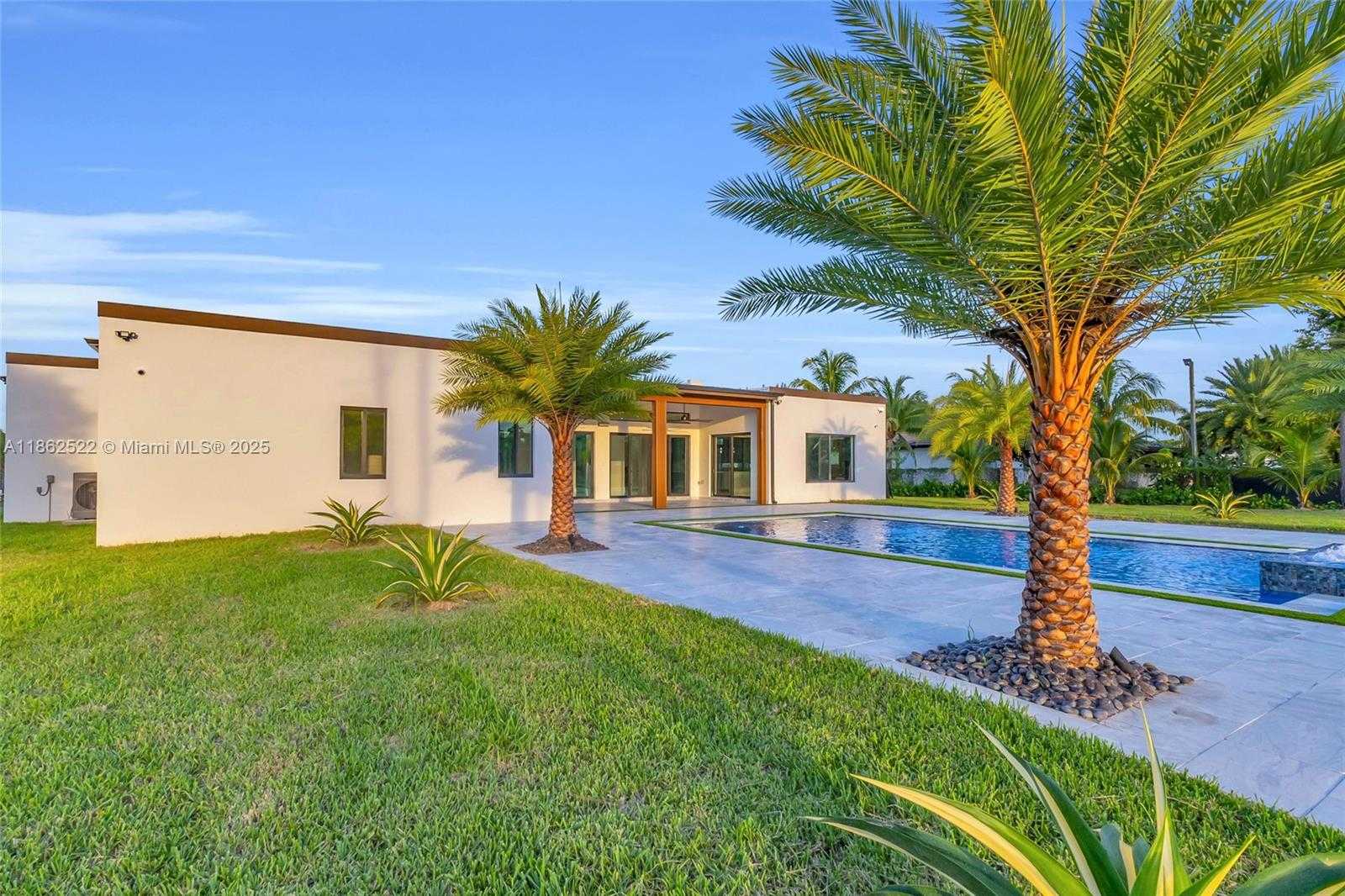 Small Image of 24650 SOUTH WEST 123RD AVE, Homestead Number 73